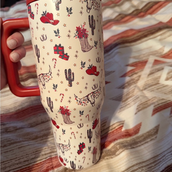 Limited edition cowboy Christmas hydrojug used for one week - Picture 2 of 7